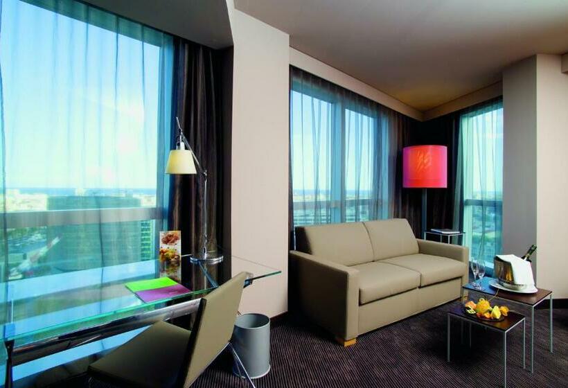 Люкс, Novotel Barcelona City