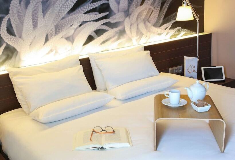 Люкс, Novotel Barcelona City