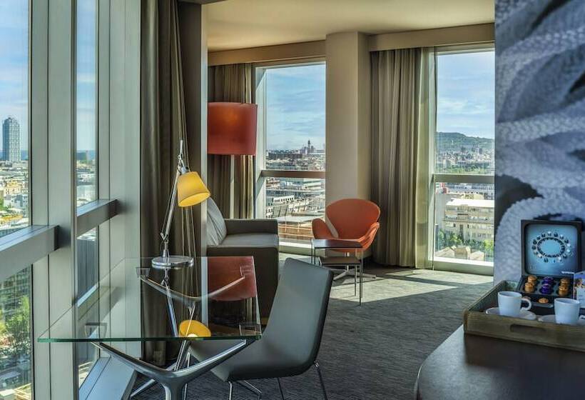 Люкс, Novotel Barcelona City