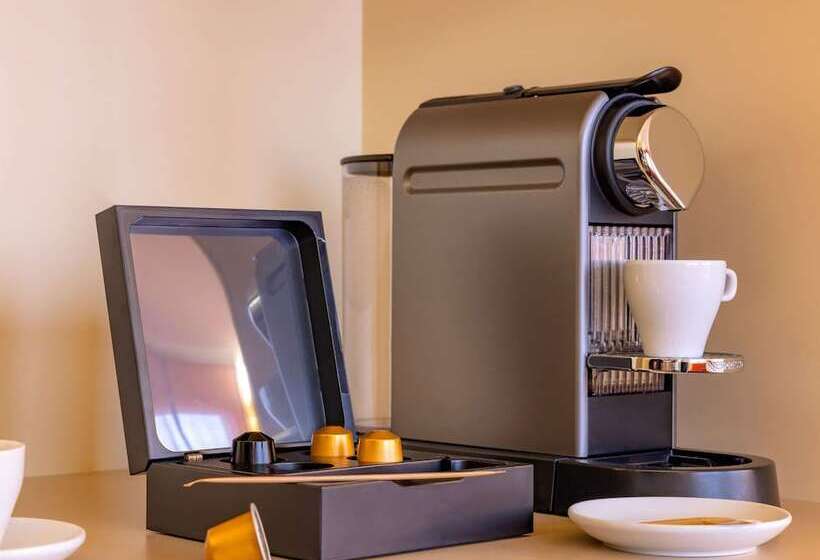 Люкс, Novotel Barcelona City