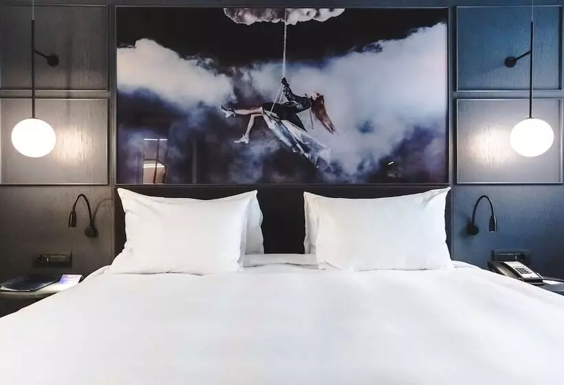 اتاق استاندارد یک نفره, Radisson Blu Hotel, Madrid Prado