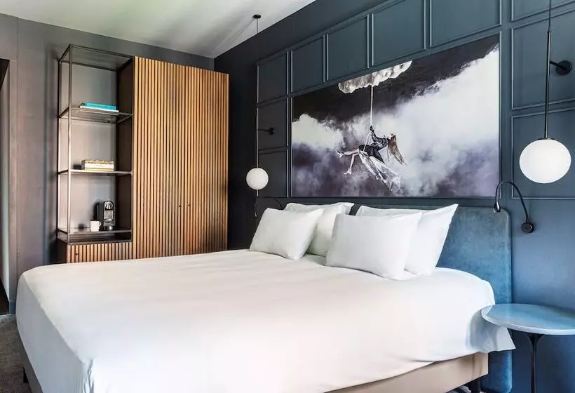 Premium room with view, Radisson Blu Hotel, Madrid Prado