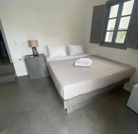 エコノミールーム, Aqua Serenity Luxury Suites Santorini