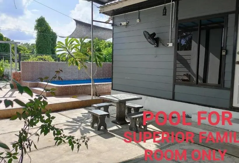 スーペリアファミリールーム, Aleesa Roomstay &