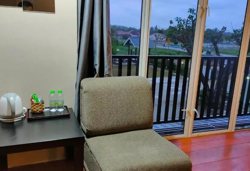スーペリアールーム, Aleesa Roomstay &