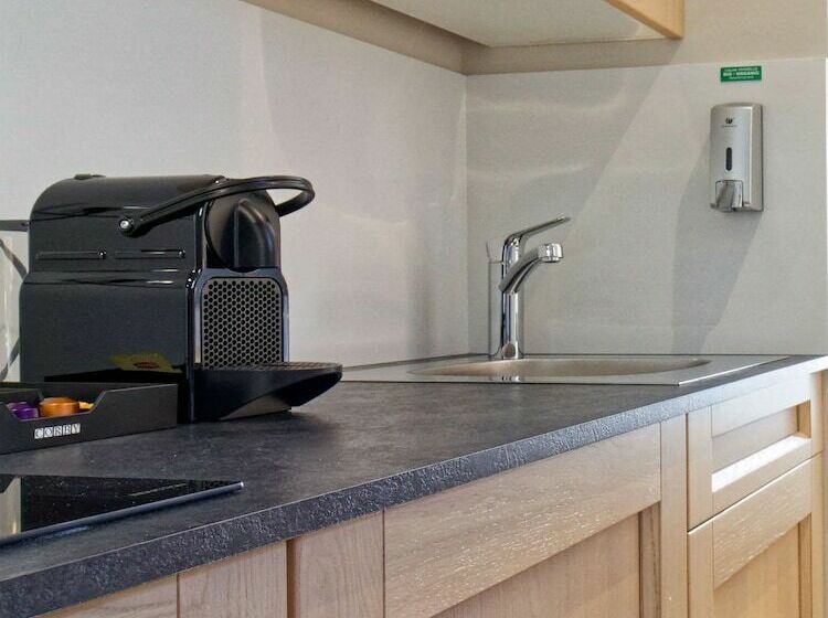 Студия Стандарт Двуспальная Кровать, Five Resort Cholet Centre