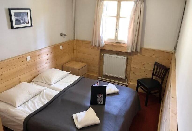 家庭间, Le Refuge