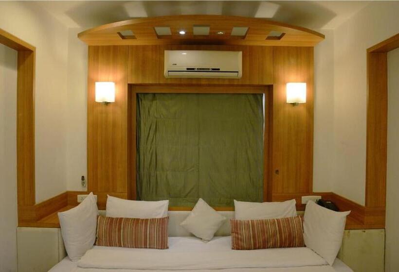 高级大房间, Beautiful Hotel In Lonavala