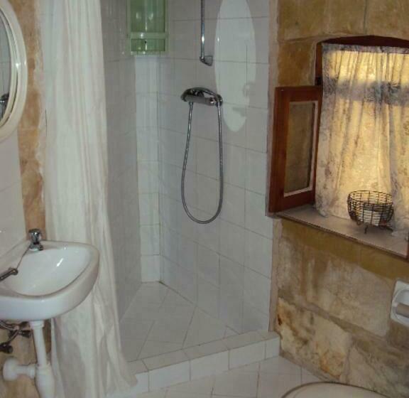 اتاق استاندارد, La Gozitaine