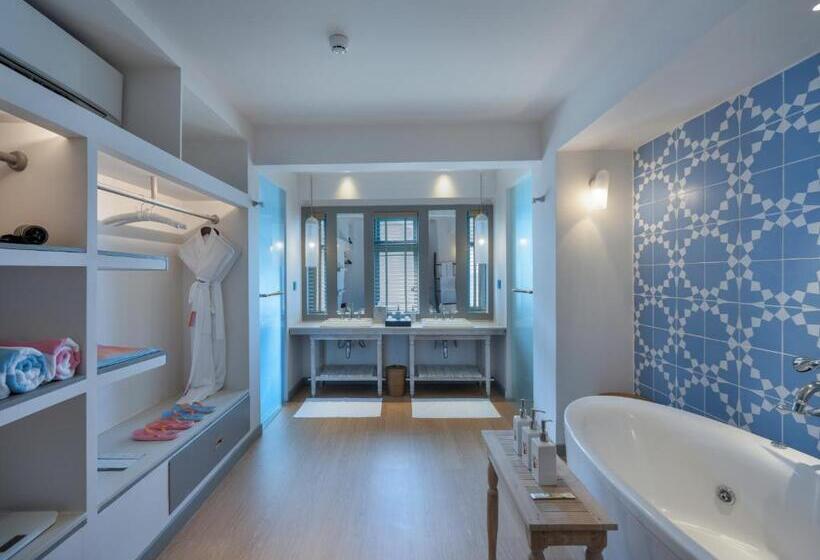 1 Bedroom Duplex Villa, Cora Cora Maldives  Premium Allinclusive Resort