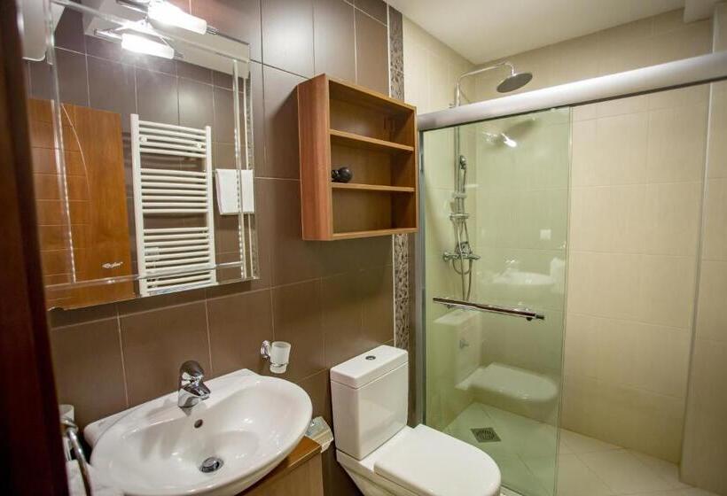 آپارتمان 1 خوابه با تراس, Foka Apartmani 30 M From Junior