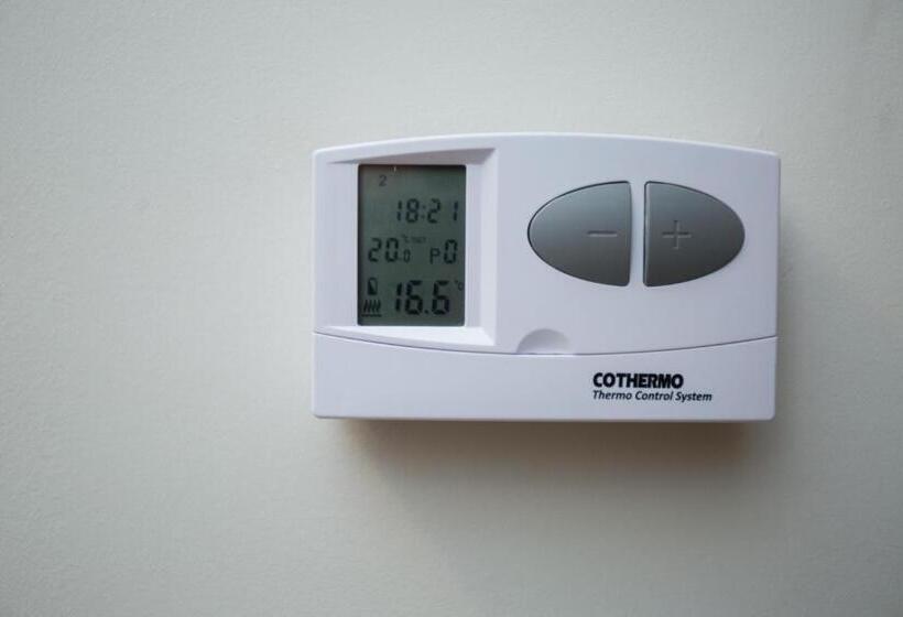 آپارتمان 1 خوابه با تراس, Foka Apartmani 30 M From Junior