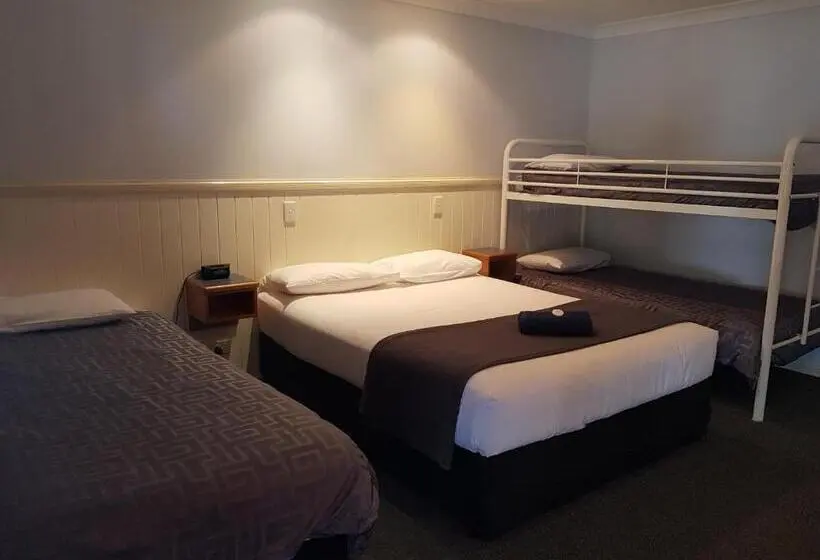 ファミリールーム, Dirranbandi Motor Inn