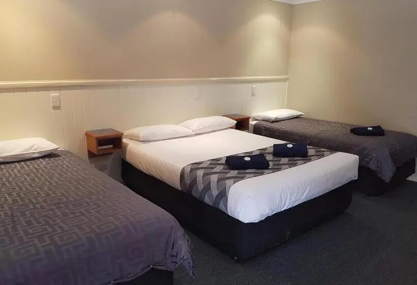 スタンダード４人部屋, Dirranbandi Motor Inn