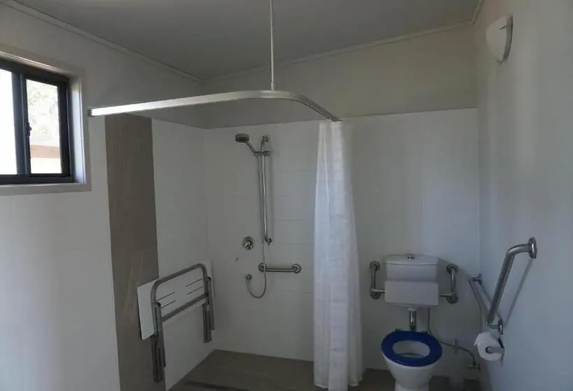 身障者適用スタンダードルーム, Narangba Motel