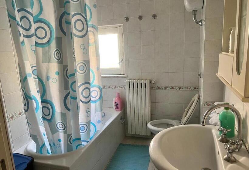 Апартаменты 1 Спальня Нижний Этаж, La Casina Rossa B&b Da Capachiatta