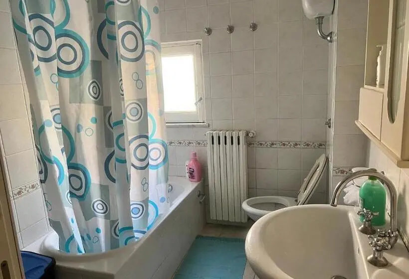 １階の１ベッドルームアパートメント, La Casina Rossa B&b Da Capachiatta