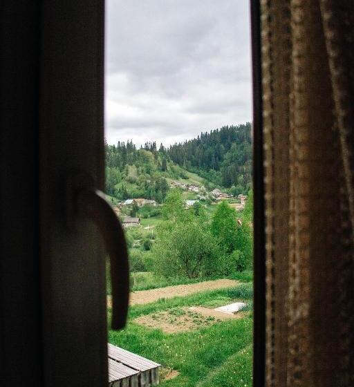 اتاق استاندارد سه نفره, котедж з неймовірними краєвидами