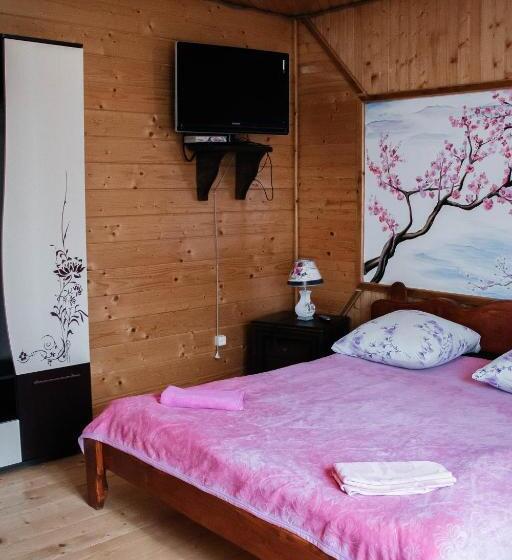 اتاق استاندارد سه نفره, котедж з неймовірними краєвидами