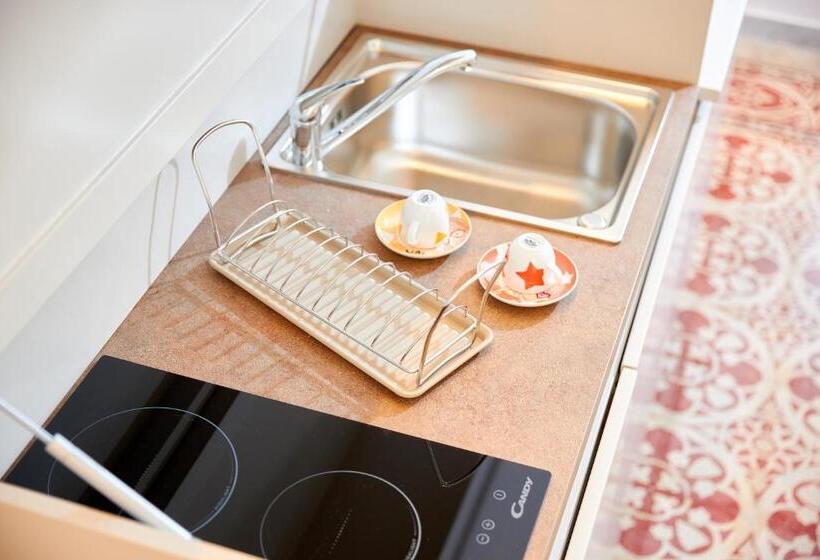 オーシャンビュースタンダードルーム, Villa Rosa Residence