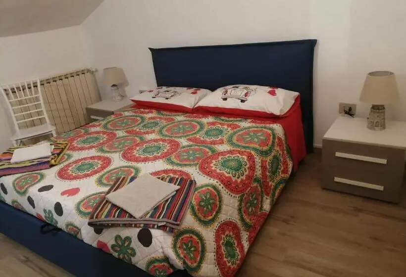 スタンダードルーム, B&b I Gemelli