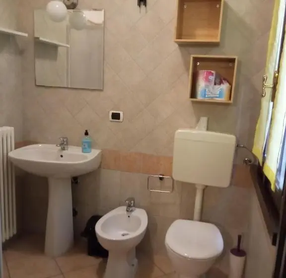 デラックスルーム, B&b I Gemelli