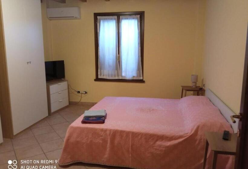 חדר דלוקס, B&b I Gemelli