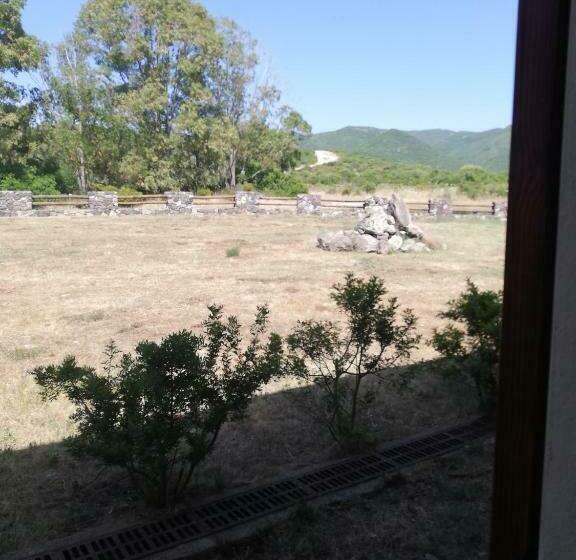 חדר לארבעה סטנדרטי עם נוף לגינה, Marrubiu Resort Note Di Stelle