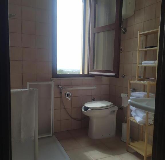 חדר סטנדרט מותאם לאדם עם מוגבלויות, Marrubiu Resort Note Di Stelle