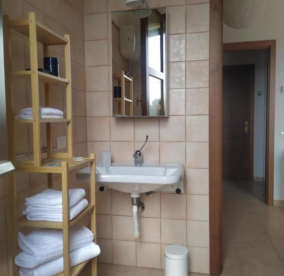 חדר סטנדרט מותאם לאדם עם מוגבלויות, Marrubiu Resort Note Di Stelle