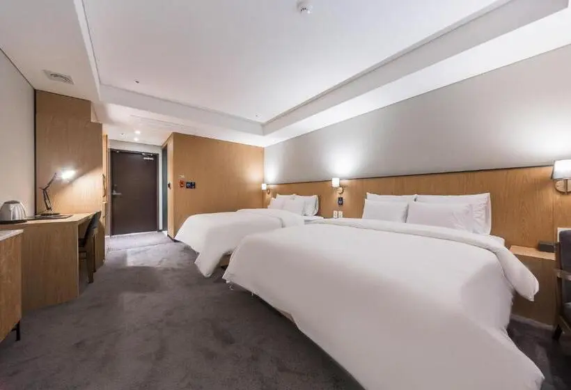 سوئیت 2 خوابه, Gwangju Hound
