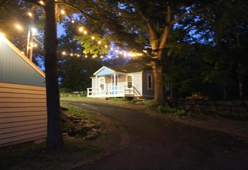 샬레, Herring Run Motel And Tiny Cabins