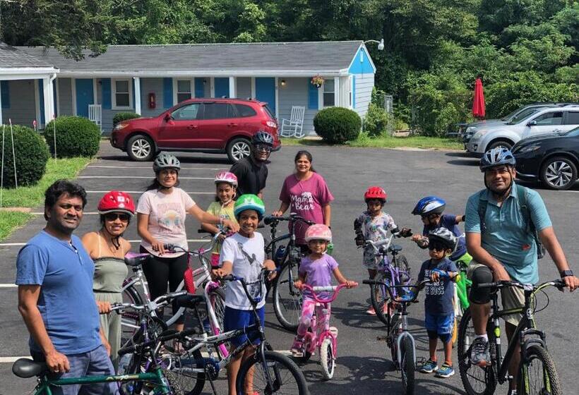 Дом 2 Спальни, Herring Run Motel And Tiny Cabins