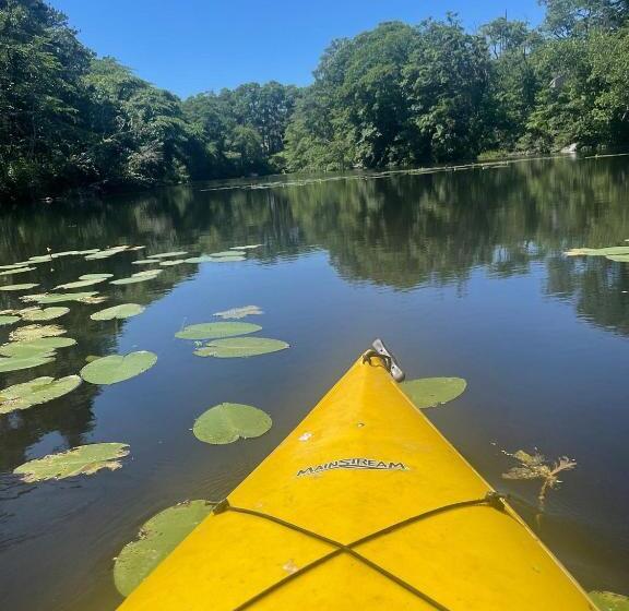 Люкс, Herring Run Motel And Tiny Cabins