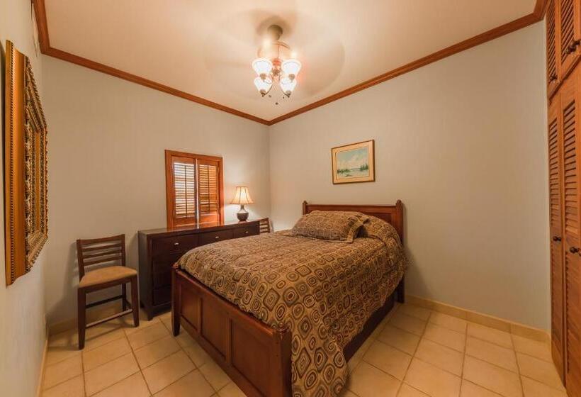 Вилла 3 Спальни, Tara Del Sol Resort