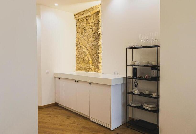 سوئیت جونیور با تخت بزرگ, La Ermita Suites   único Hotel Monumento De Córdoba