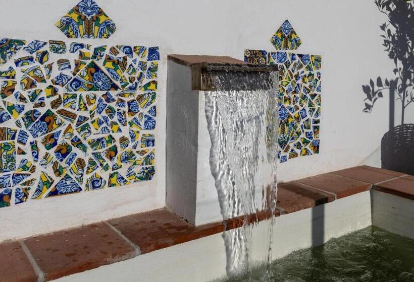 سوئیت با چشم‌انداز, La Ermita Suites   único Hotel Monumento De Córdoba