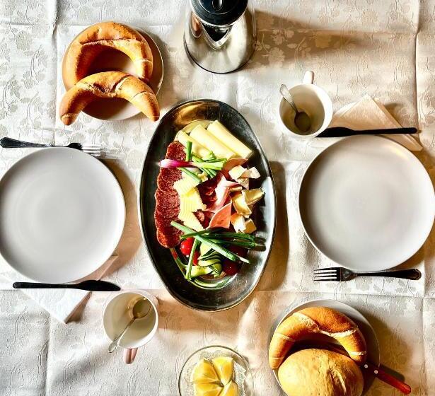 غرفة ديلوكس, Antik Vendégház