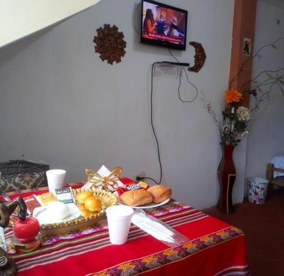 四人标准间, Inti Hostel Airport