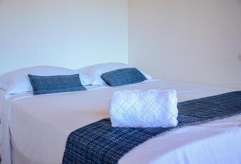 جناح, Pousada Morro Tropical