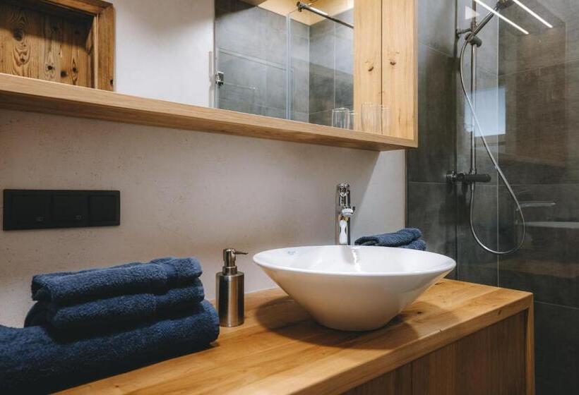 침실 1개 아파트, Zum Wohle