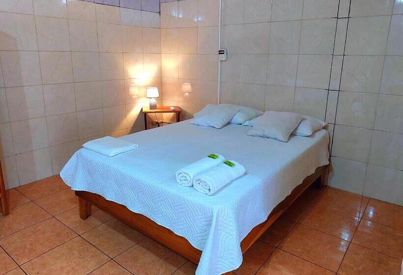 اتاق استاندارد, Hostel Del Pacífico