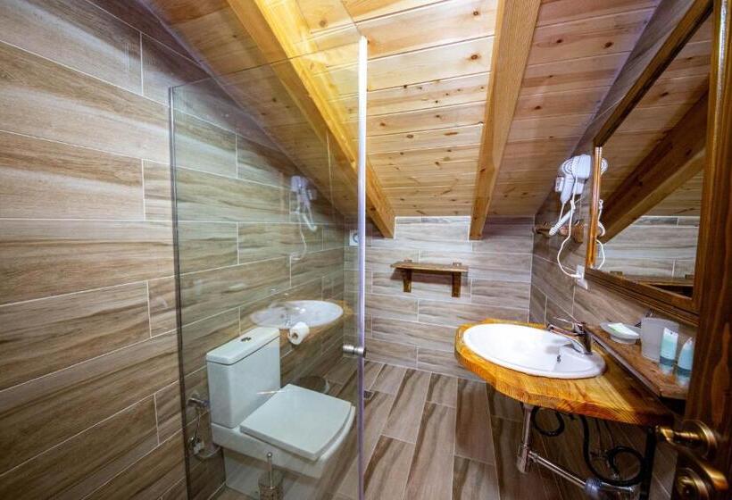 חדר קלאסי, Berati Castle