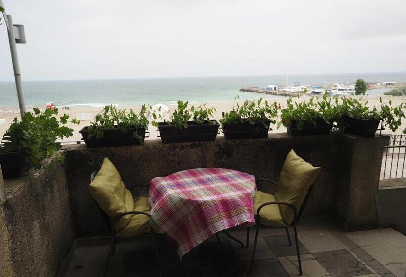 آپارتمان 1 خوابه با چشم‌انداز دریا, Elstefanino House