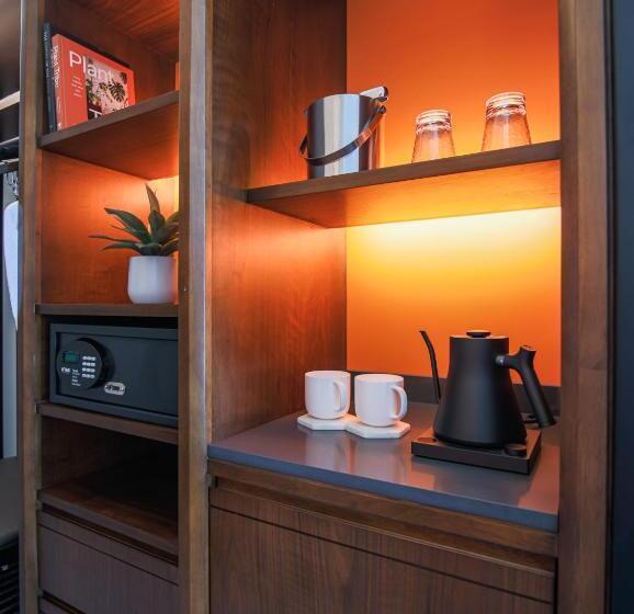 身障者適用スタンダードルーム, The Ameswell