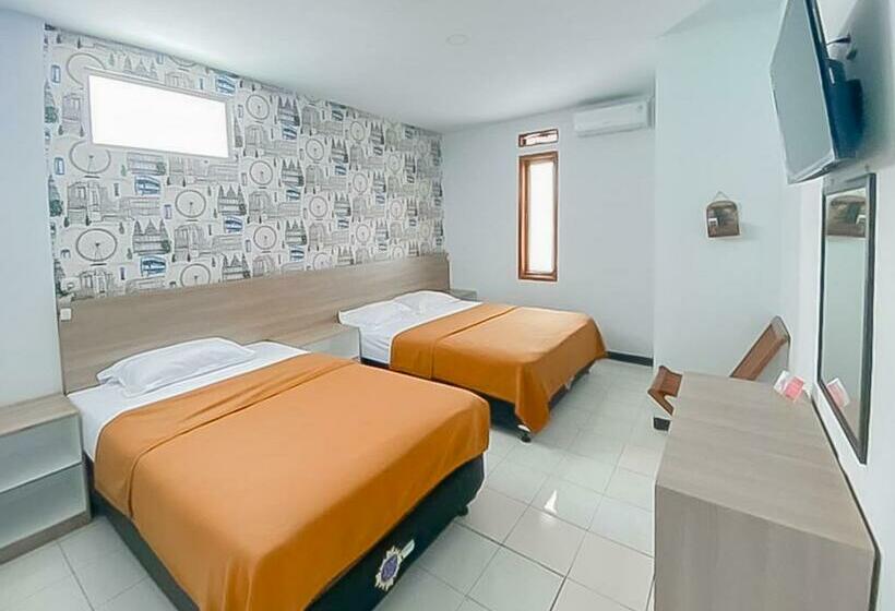 家庭间, Ultima Syariah Cipanas Garut Mitra Reddoorz