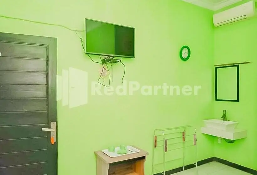 Standard-huone, Indah Savana Hotel Mitra Reddoorz