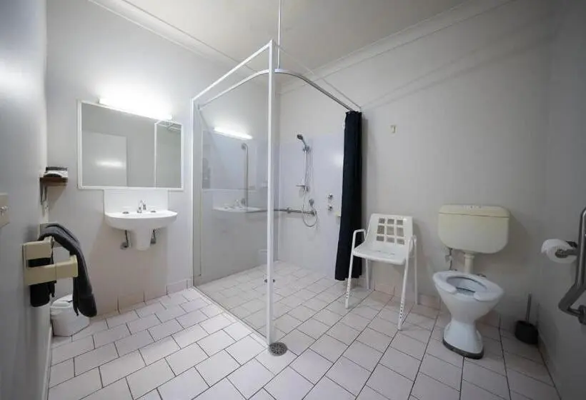 身障者適用クイーンサイズベッドルーム, Woolgoolga Coast Motel