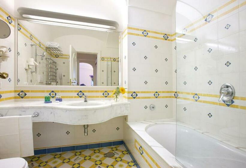 エコノミールーム, Grand Hotel La Favorita