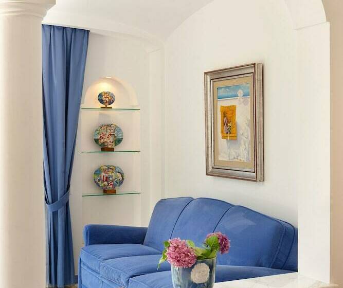 جناح جونيور مطل على الحديقة, Grand Hotel La Favorita